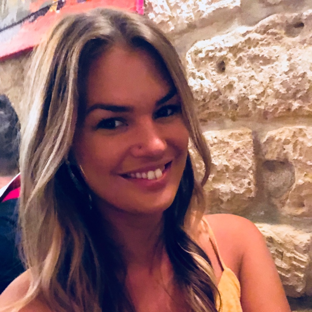 Meet your Posher, Alli